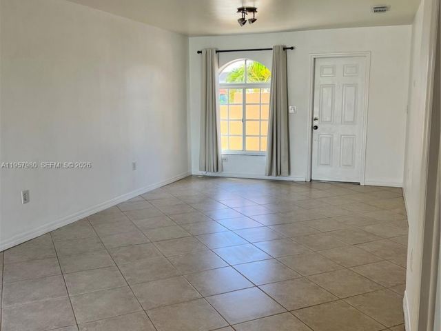 3-bedroom home for rent in Miami - 3810 SW 153rd Pl - MondialRealty