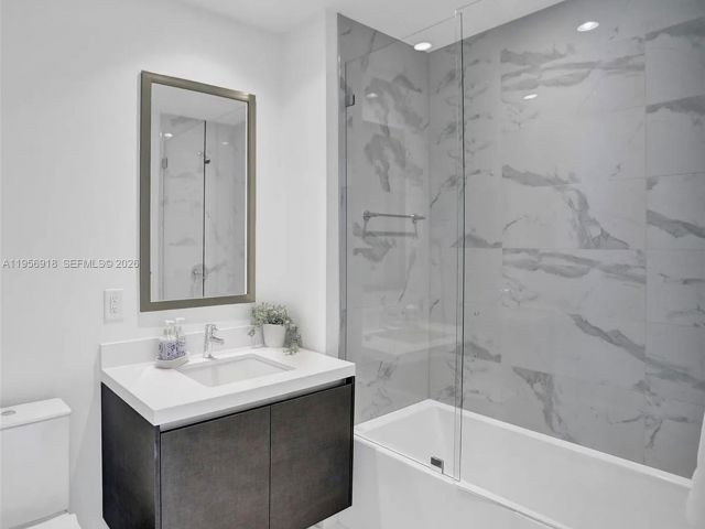 Apartment for rent  Unit #2401 - photo 7333380