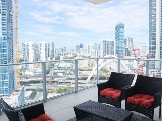 Apartment for rent  Unit #2401 - photo 7333387