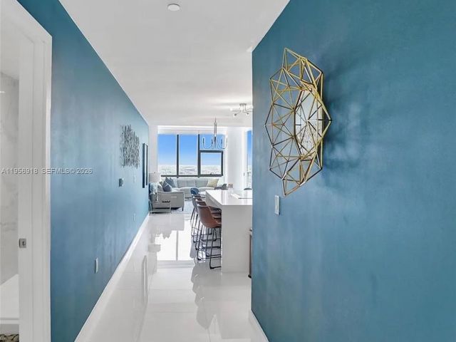 Apartment for rent  Unit #2401 - photo 7333393