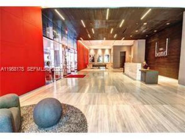 condo for rent in Miami - 1080 Brickell Ave 1405 - MondialRealty