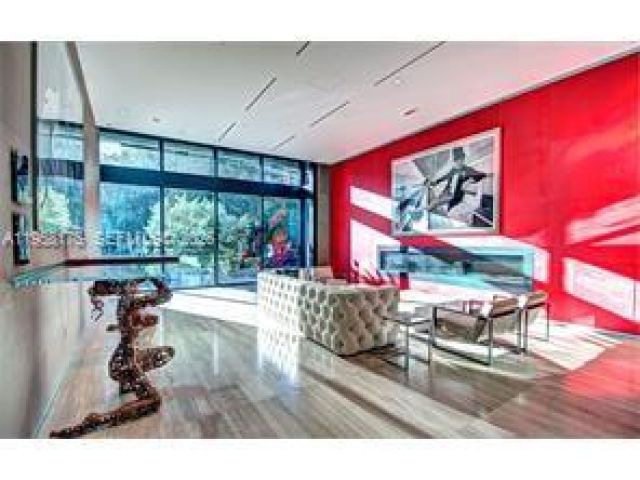 condo for rent in Miami - 1080 Brickell Ave 1405 - MondialRealty