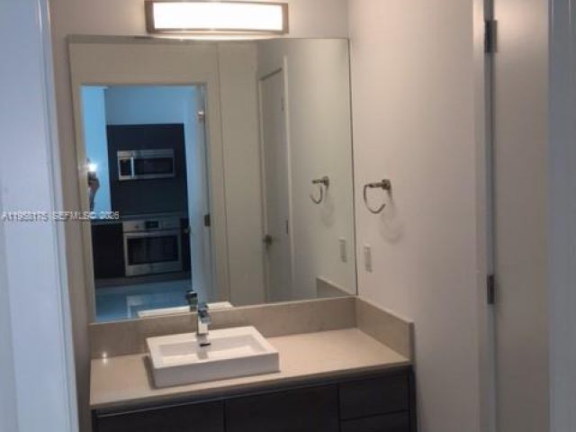 condo for rent in Miami - 1080 Brickell Ave 1405 - MondialRealty