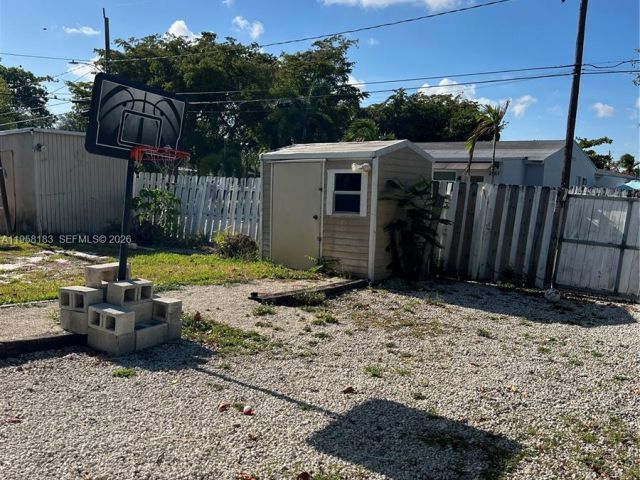 3-bedroom home for sale in Hollywood - 1023 N 25th Ave - MondialRealty