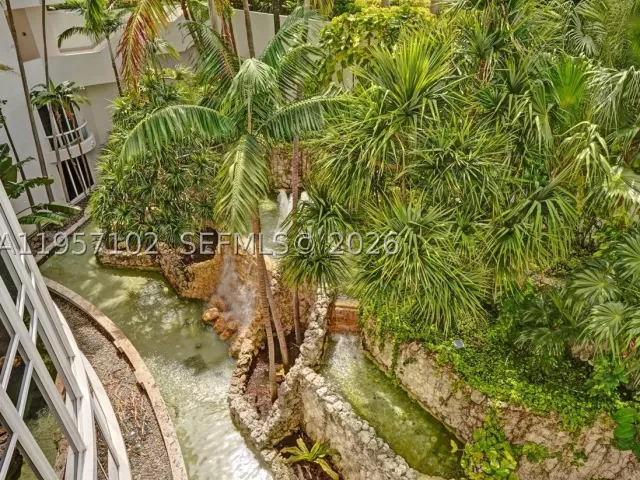 3-bedroom condo for rent in Aventura - 21200 Point Place 403 - MondialRealty