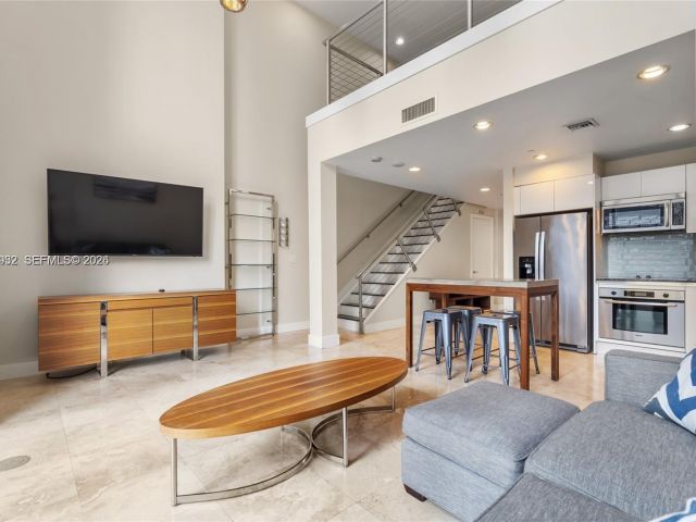 Apartment for rent  Unit #610 - photo 7331204