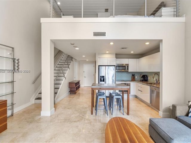 Apartment for rent  Unit #610 - photo 7331216