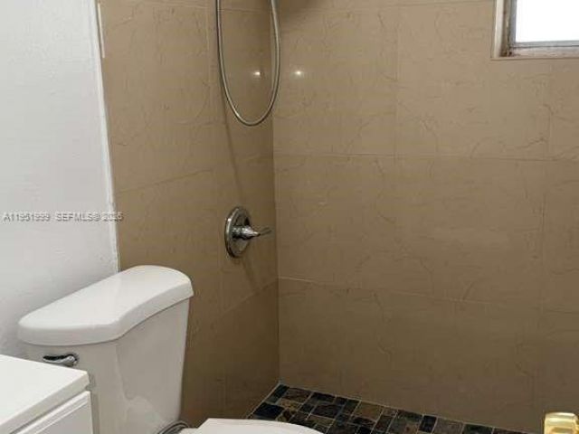 Home for rent at 19377 NW 29th Ave - photo 7439643