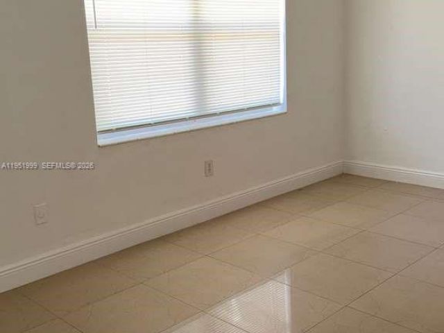 Home for rent at 19377 NW 29th Ave - photo 7439649