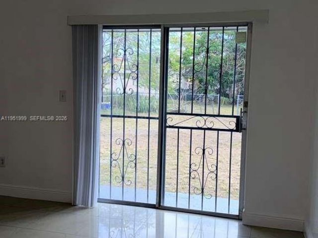 Home for rent at 19377 NW 29th Ave - photo 7439650