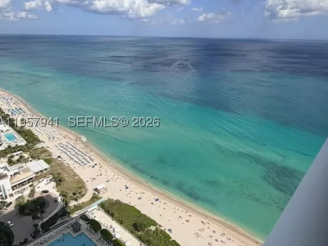2-bedroom condo for rent in Hallandale Beach - 1830 S Ocean Dr 3810 - MondialRealty