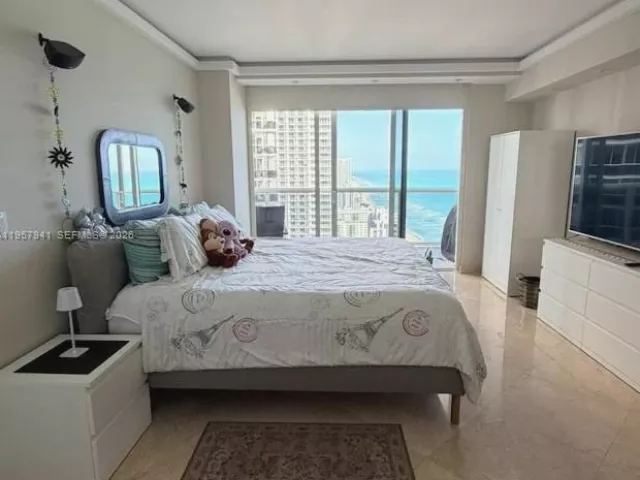 2-bedroom condo for rent in Hallandale Beach - 1830 S Ocean Dr 3810 - MondialRealty