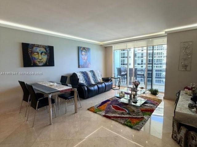 Apartment for rent  Unit #3810 - photo 7334704