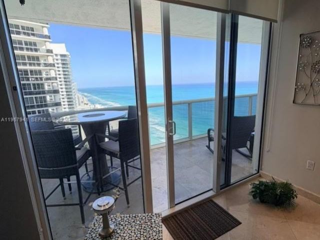 Apartment for rent  Unit #3810 - photo 7334706