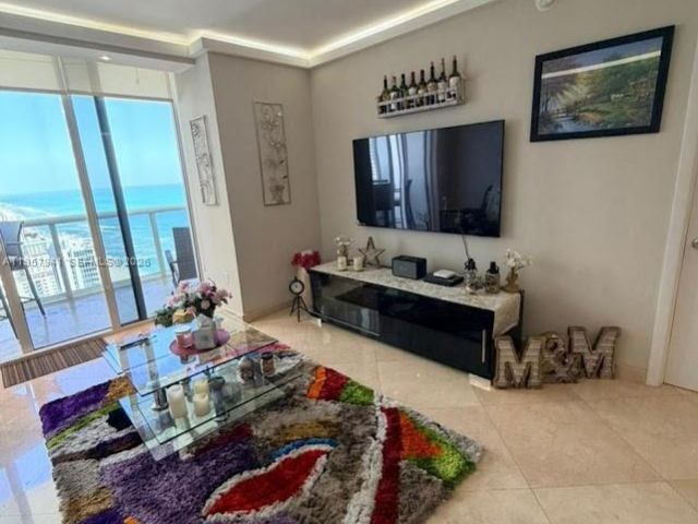 Apartment for rent  Unit #3810 - photo 7334708