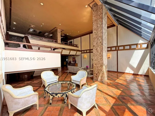 2-bedroom condo for sale in Miami - 520 Brickell Key Dr A1010 - MondialRealty