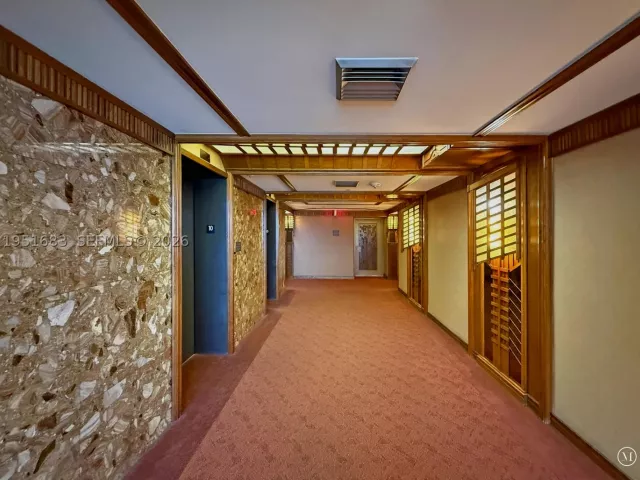 2-bedroom condo for sale in Miami - 520 Brickell Key Dr A1010 - MondialRealty