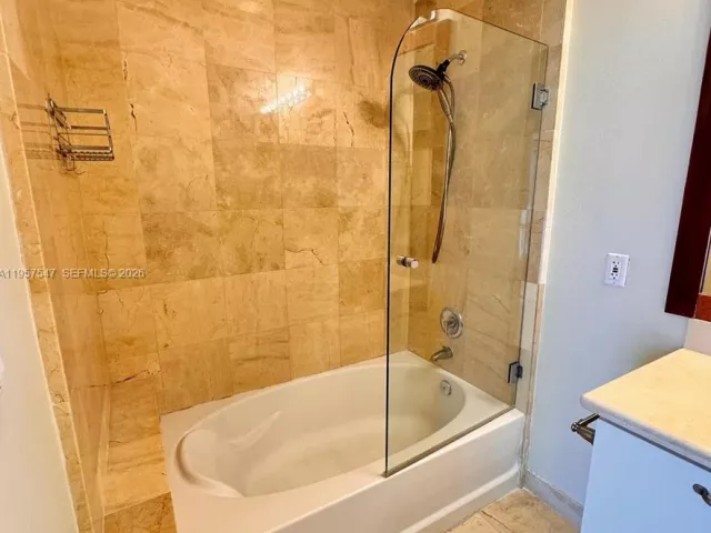 1-bedroom condo for sale in Miami Beach - 6515 Collins Ave 905 - MondialRealty