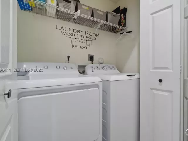 4-bedroom home for sale in Homestead - 11456 SW 252nd Ter - MondialRealty