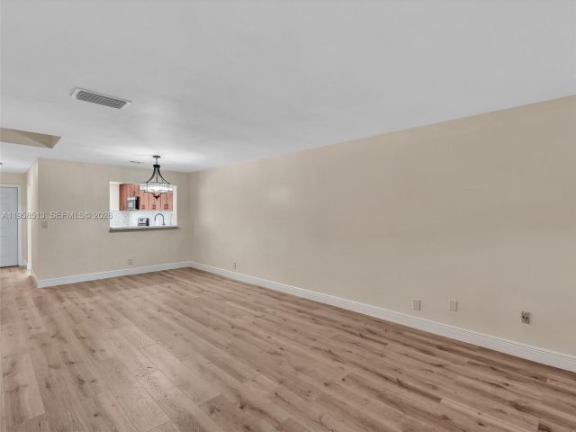 3-bedroom home for rent in Pembroke Pines - 1193 NW 98th Ter 134 - MondialRealty