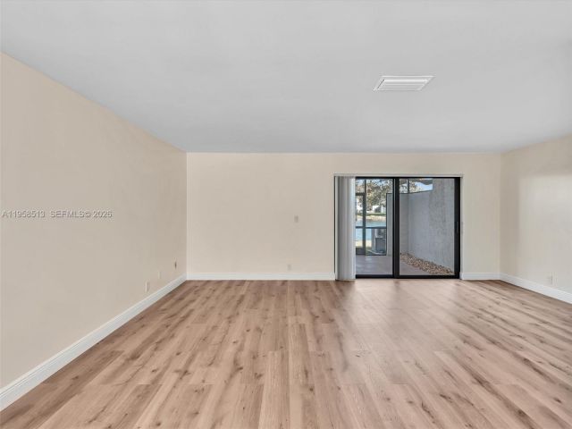 3-bedroom home for rent in Pembroke Pines - 1193 NW 98th Ter 134 - MondialRealty