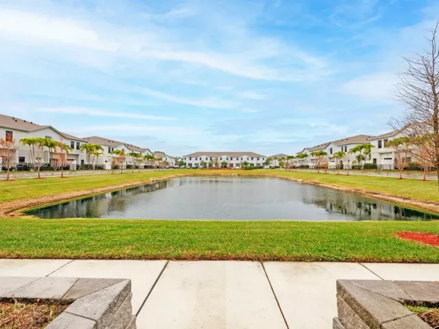 3-bedroom home for sale in Pompano Beach - 369 NW 8th Ct - MondialRealty