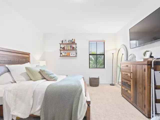 3-bedroom home for sale in Pompano Beach - 369 NW 8th Ct - MondialRealty