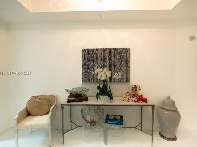 Apartment for rent  Unit #811 - photo 7338171