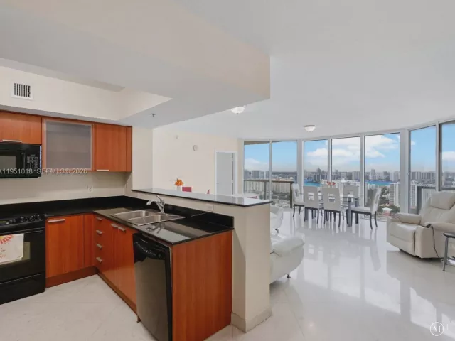 2-bedroom condo for sale in Sunny Isles Beach - 16699 Collins Ave 3407 - MondialRealty