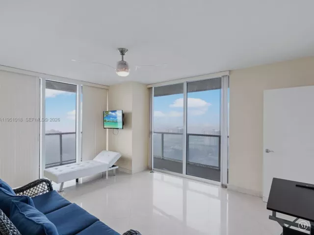 2-bedroom condo for sale in Sunny Isles Beach - 16699 Collins Ave 3407 - MondialRealty