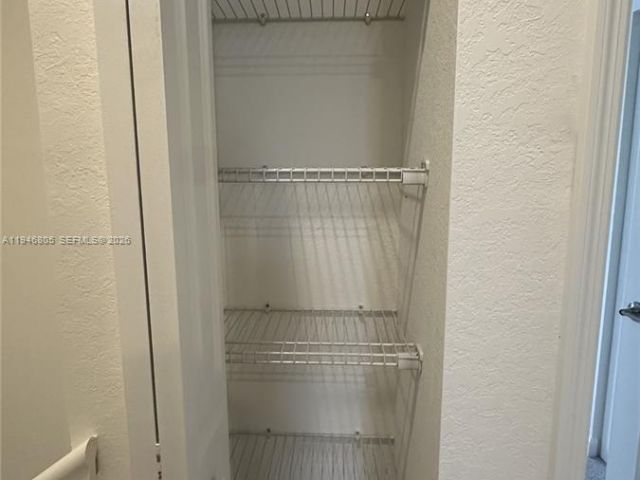 3-bedroom home for rent in Homestead - 2713 SE 26 Rd . - MondialRealty