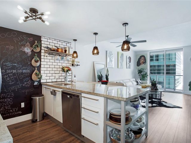 Apartment for sale  Unit #2514 - photo 7429267