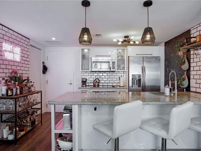 Apartment for sale  Unit #2514 - photo 7429268