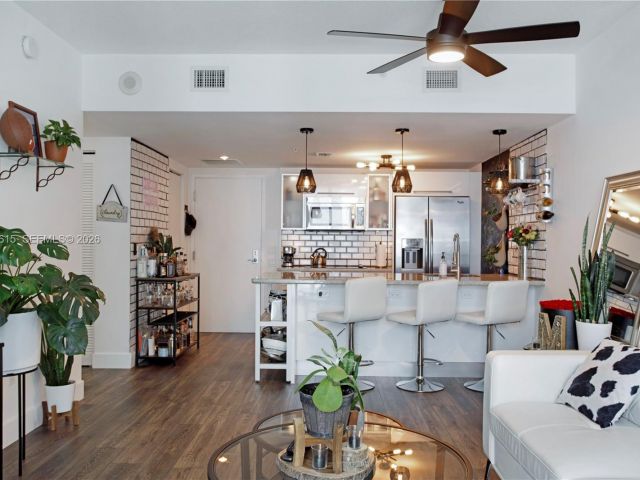 Apartment for sale  Unit #2514 - photo 7429273