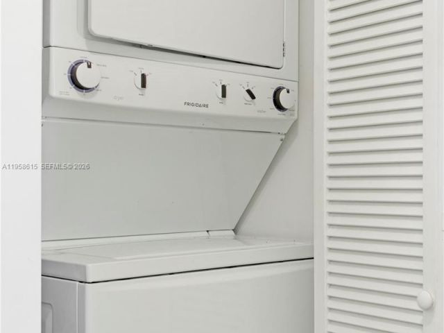 Apartment for sale  Unit #2514 - photo 7429274