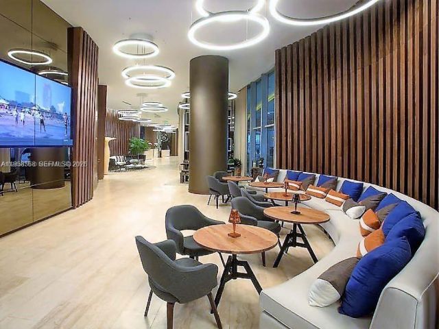 Apartment for sale  Unit #3304 - photo 7382443