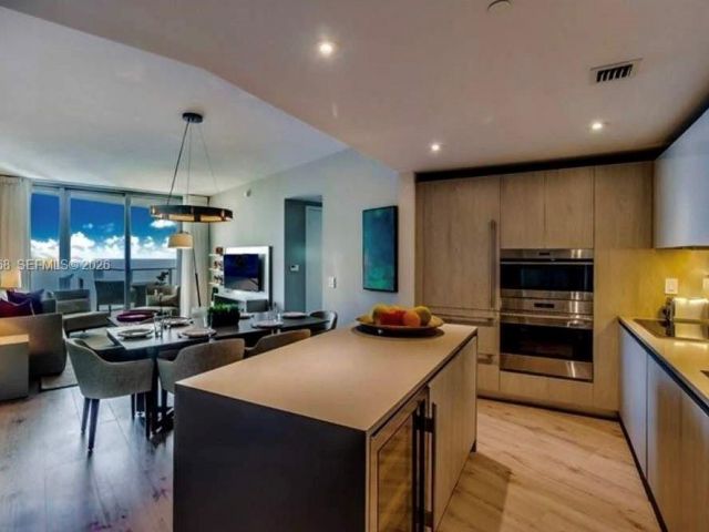 Apartment for sale  Unit #3304 - photo 7382458