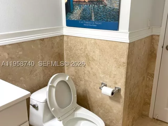 1-bedroom condo for rent in Hallandale Beach - 3180 S Ocean Dr 1602 - MondialRealty