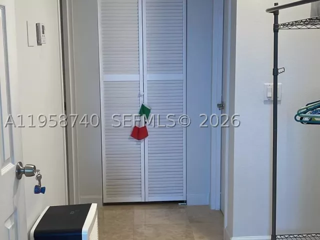1-bedroom condo for rent in Hallandale Beach - 3180 S Ocean Dr 1602 - MondialRealty