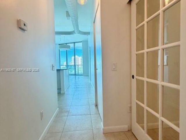2-bedroom condo for rent in Aventura - 3029 NE 188th St 920 - MondialRealty