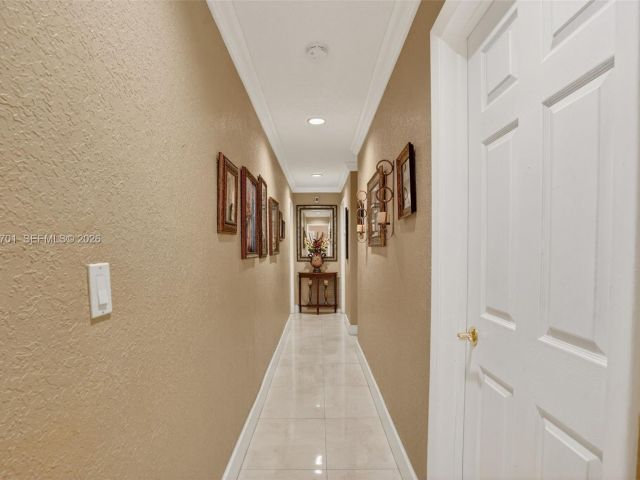Home for sale at 9410 SW 42nd St - photo 7434037