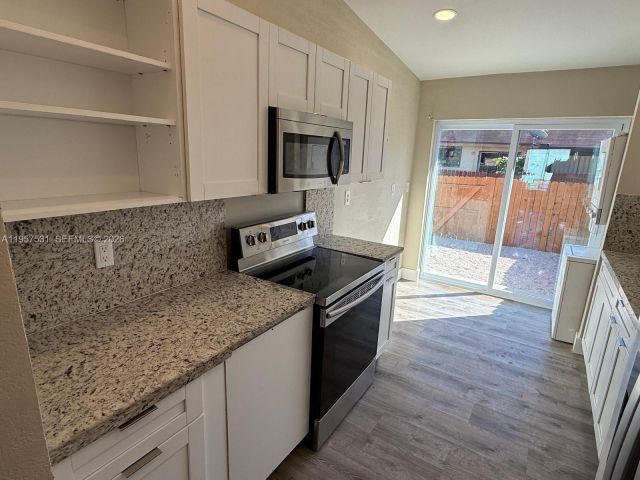 3-bedroom home for rent in Homestead - 14102 SW 281st Ter - MondialRealty