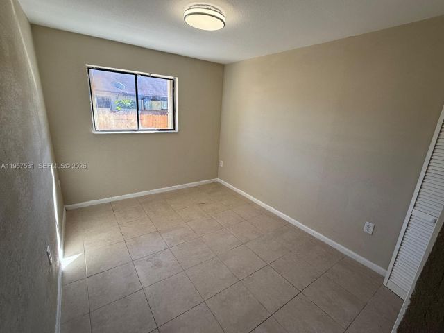 3-bedroom home for rent in Homestead - 14102 SW 281st Ter - MondialRealty