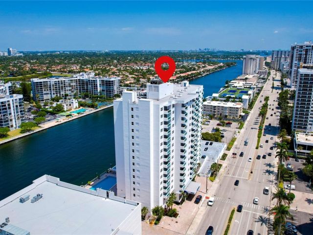 Apartment for sale  Unit #1006 - photo 7439141