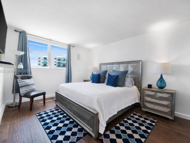 Apartment for sale  Unit #11N - photo 7344332