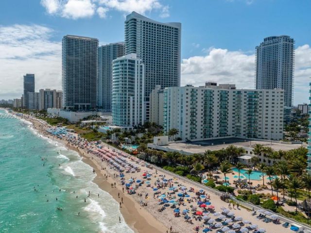 Apartment for sale  Unit #11N - photo 7344346