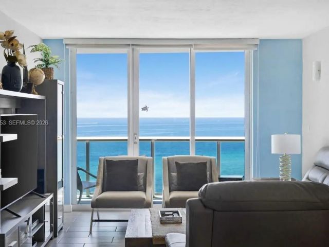 Apartment for sale  Unit #11N - photo 7344349