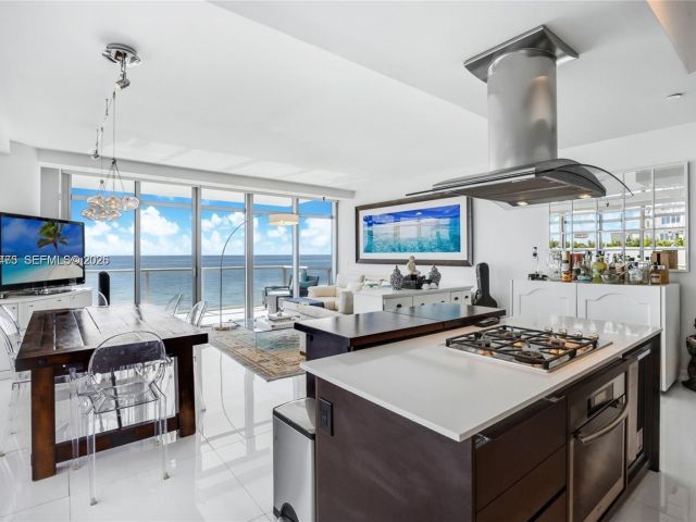 Apartment for rent  Unit # - photo 7342261