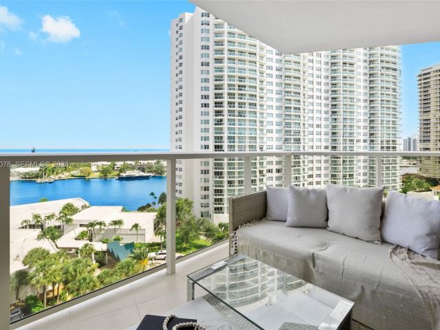 Apartment for rent  Unit #808 - photo 7342342