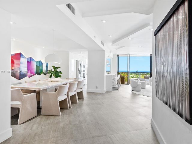 Apartment for rent  Unit #808 - photo 7342346